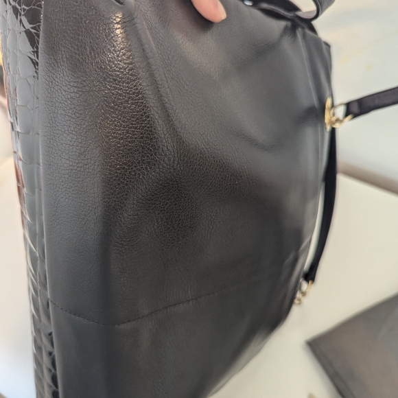 Bally Black Croc-Embossed Leather Bag with Gold Accents - Picture 14 of 15